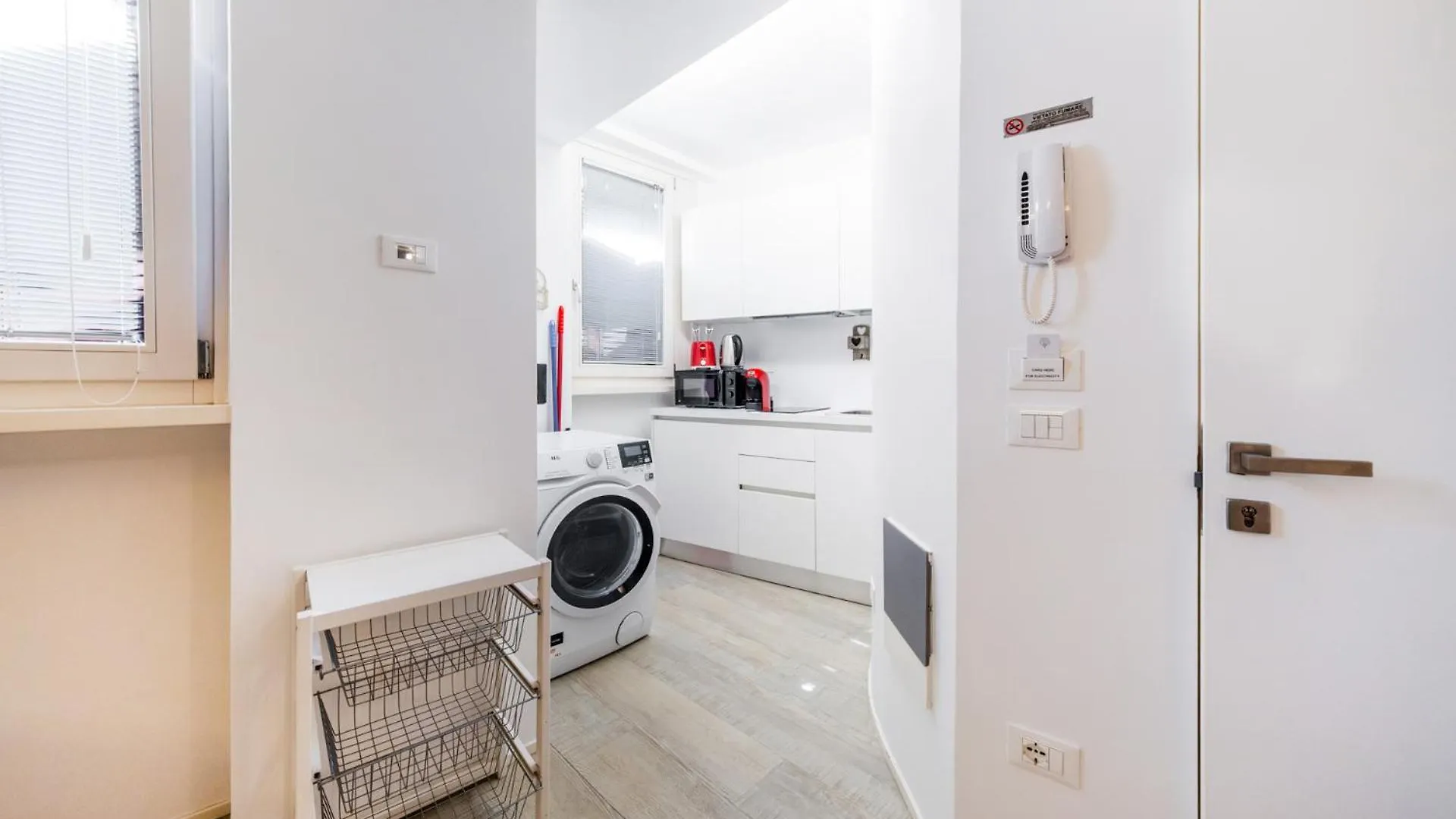 Apartmentsarena - Zini Studios Verona 0*,