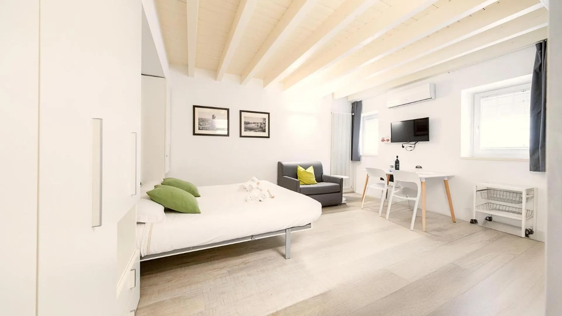 Apartmentsarena - Zini Studios联系方式